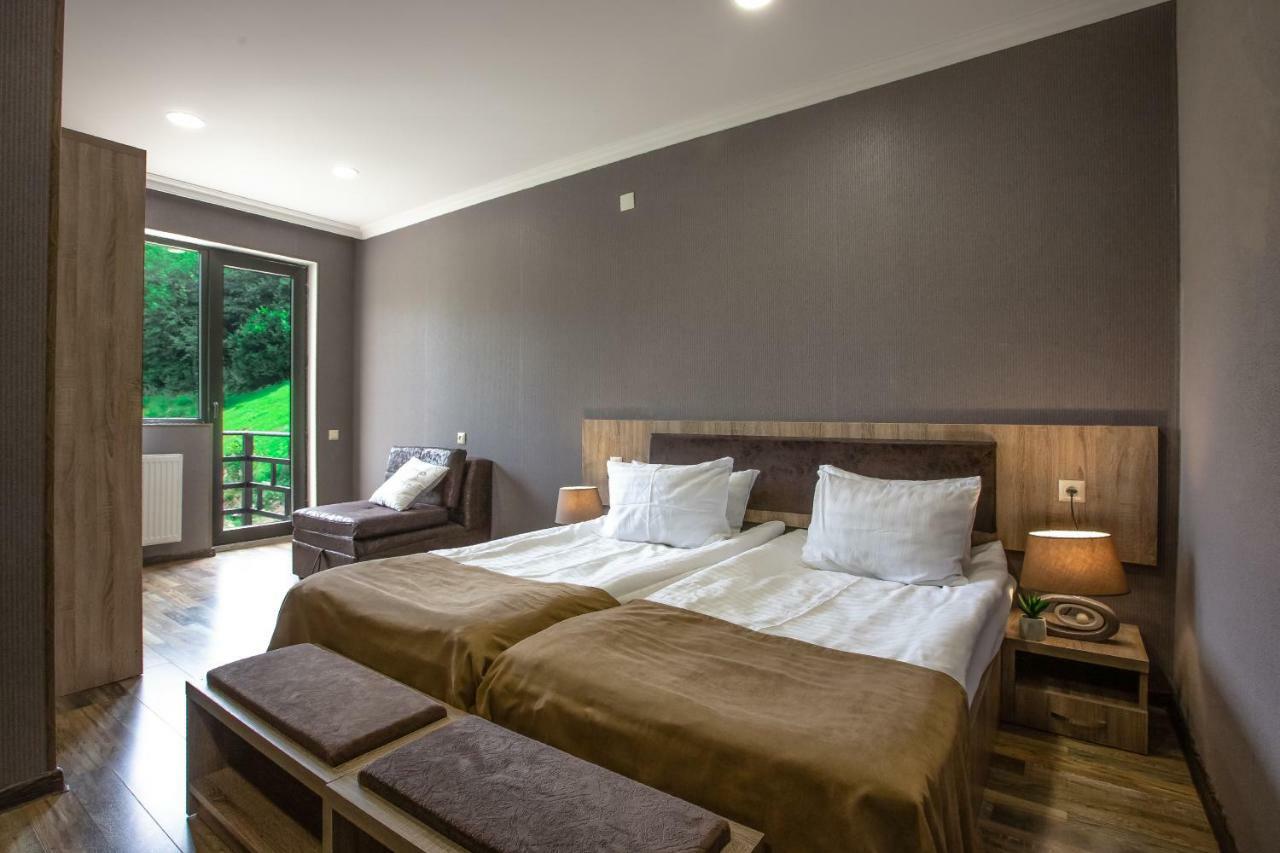 Suntower Hotel Mestia Ngoại thất bức ảnh